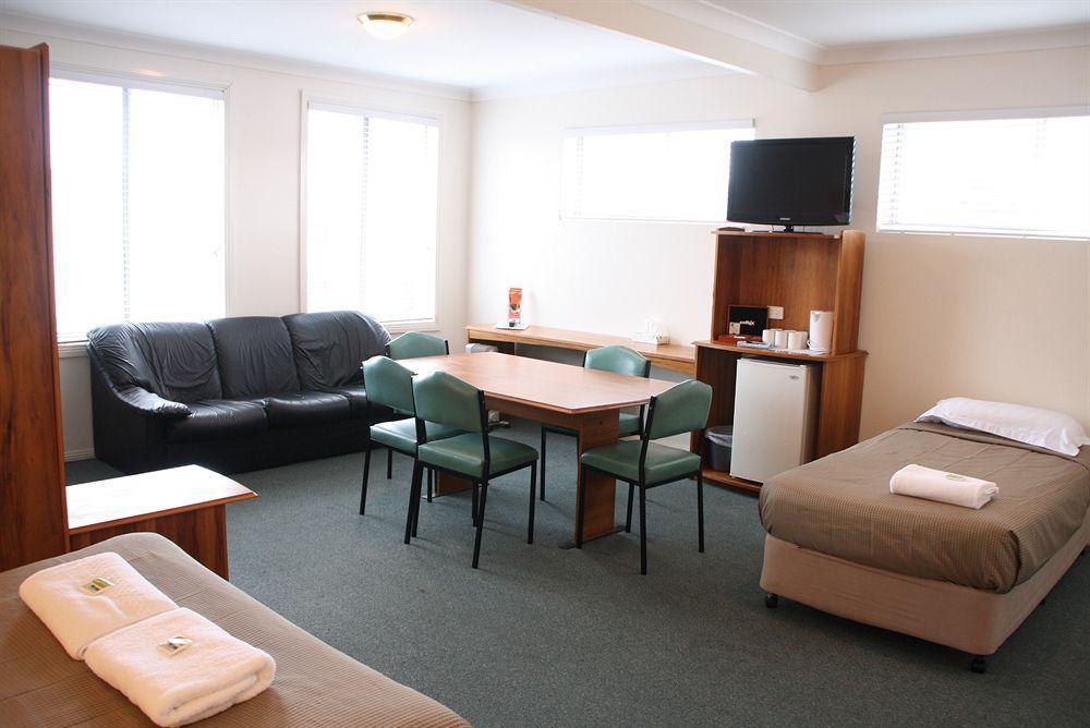 Hobart Tower Motel Extérieur photo