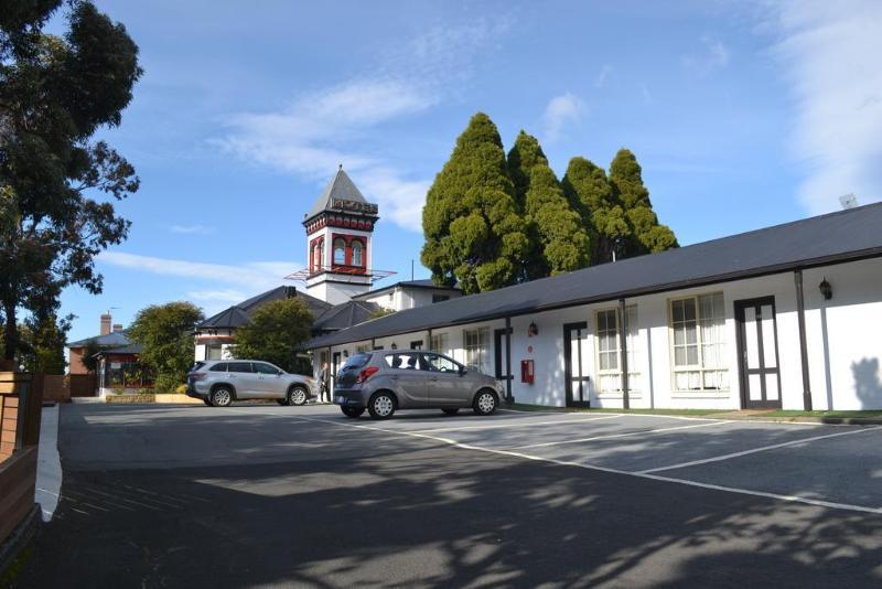 Hobart Tower Motel Extérieur photo